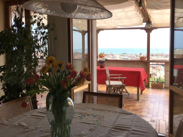 Appartamento in vendita a Paese Alto, Marche