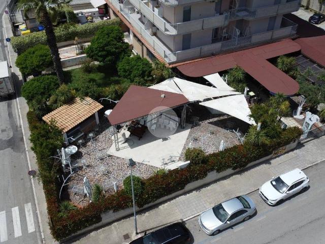 Appartamento in vendita a Mare, Marche