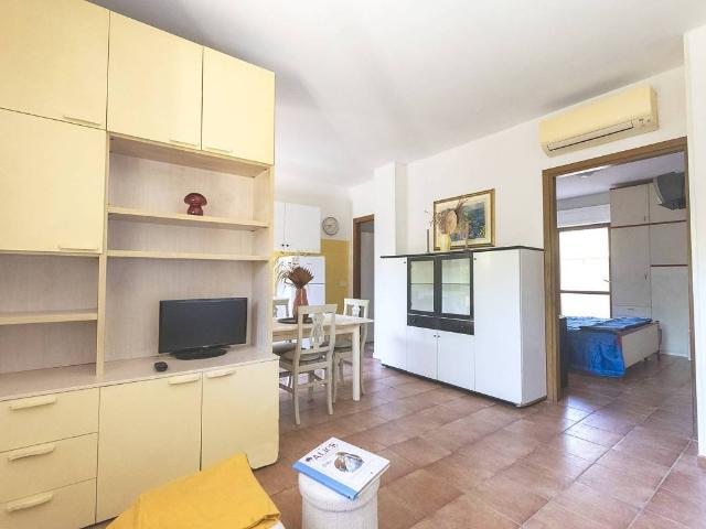 Appartamento in vendita a Marina di sotto, Marche