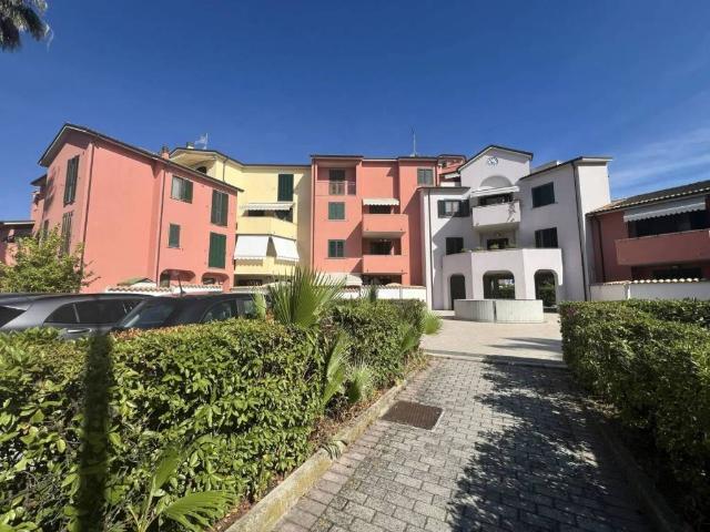 Appartamento in vendita a Agraria, Marche