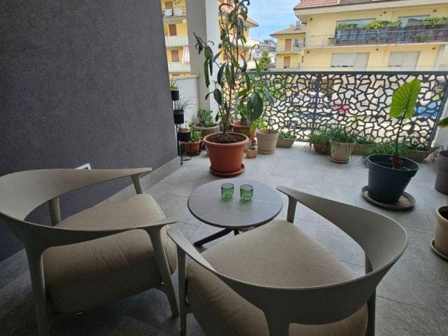 Appartamento in vendita a Sentina, Marche