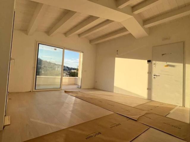 Appartamento in vendita a Sant'Antonio, Marche