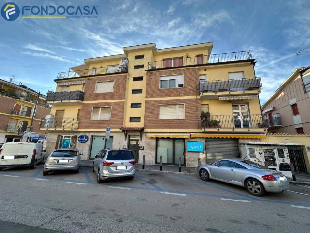 Appartamento in vendita a Mare, Marche
