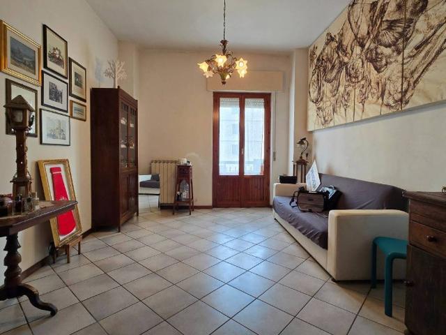Appartamento in vendita a Marina centro, Marche