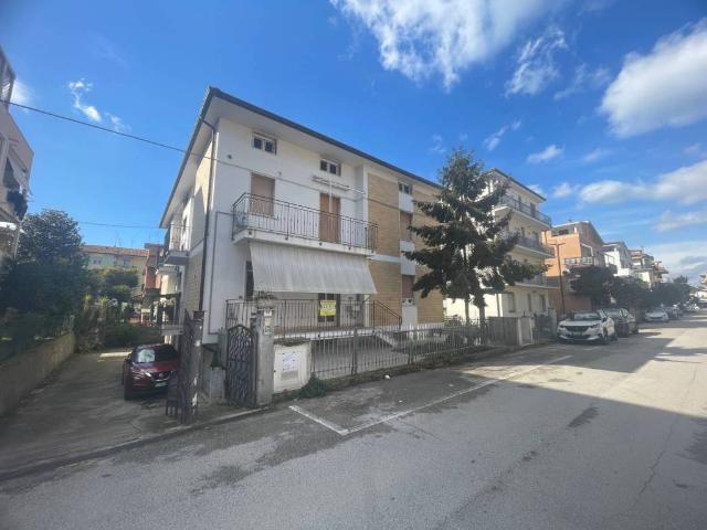 Appartamento in vendita a Sentina, Marche