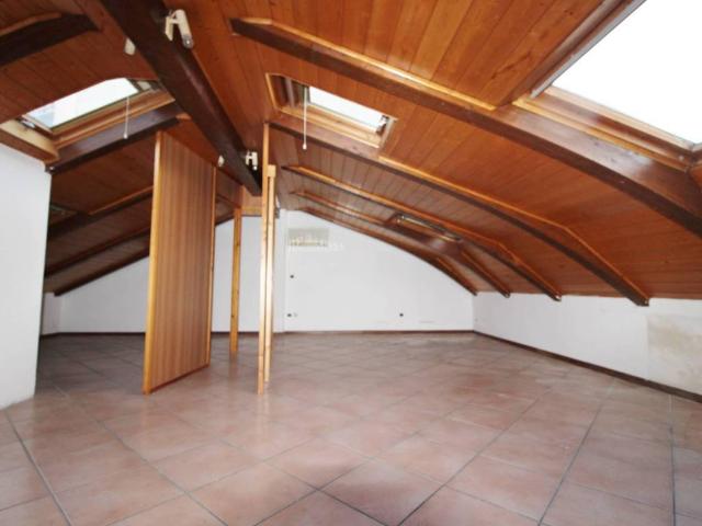 Appartamento in vendita a Paese Alto, Marche