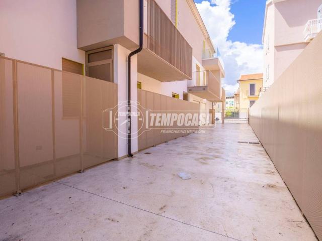 Appartamento in vendita a Marina centro, Marche