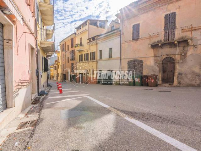 Appartamento in vendita a Paese Alto, Marche
