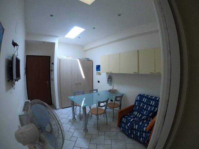 Appartamento in vendita a Porto d'Ascoli centro, Marche