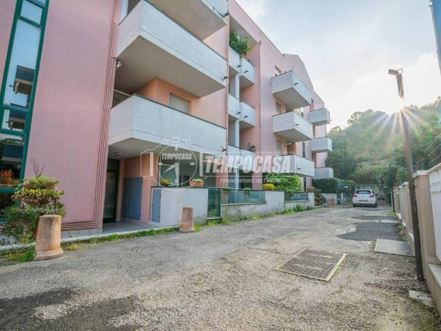 Appartamento in vendita a Ragnola, Marche