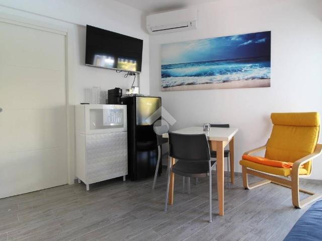 Appartamento in vendita a Ragnola, Marche