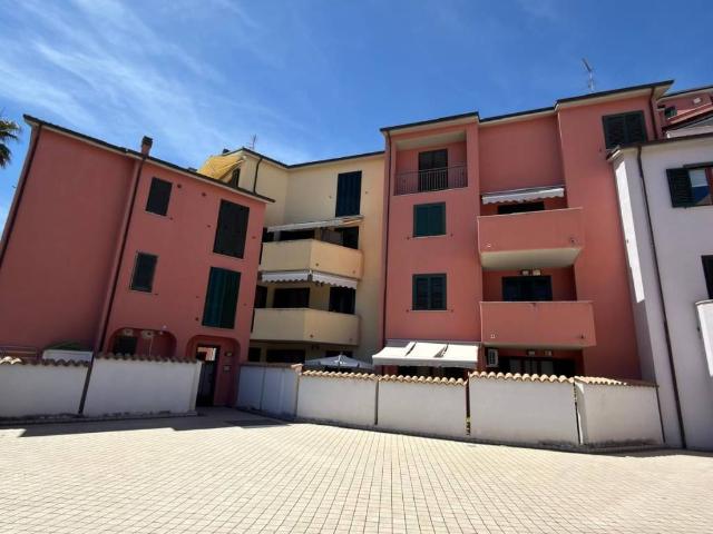 Appartamento in vendita a Agraria, Marche