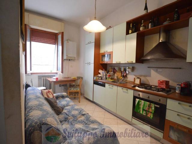 Appartamento in vendita a Marina centro, Marche