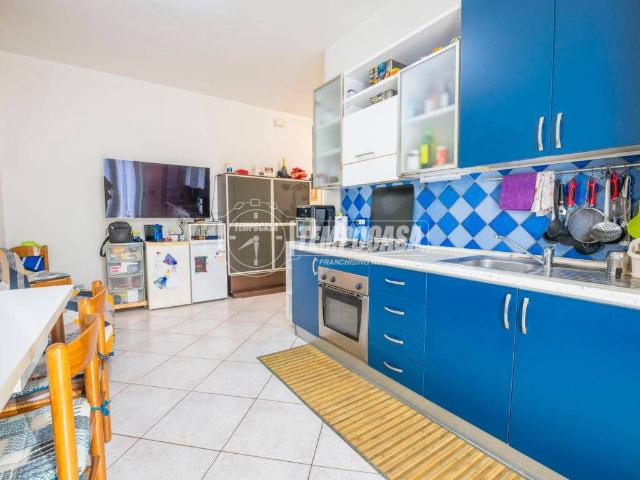 Appartamento in vendita a Sentina, Marche