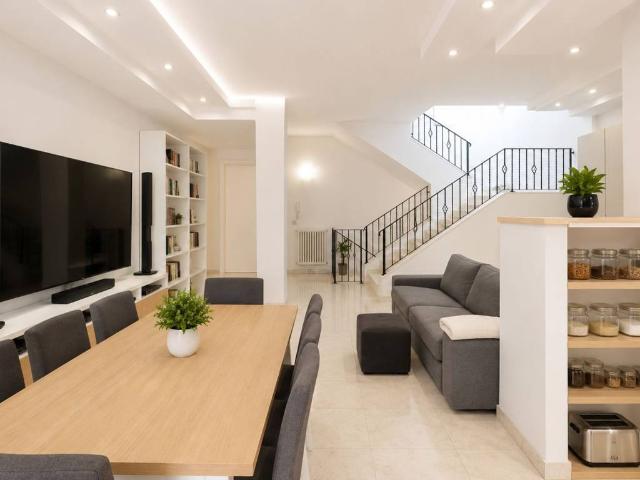 Appartamento in vendita a Marina centro, Marche