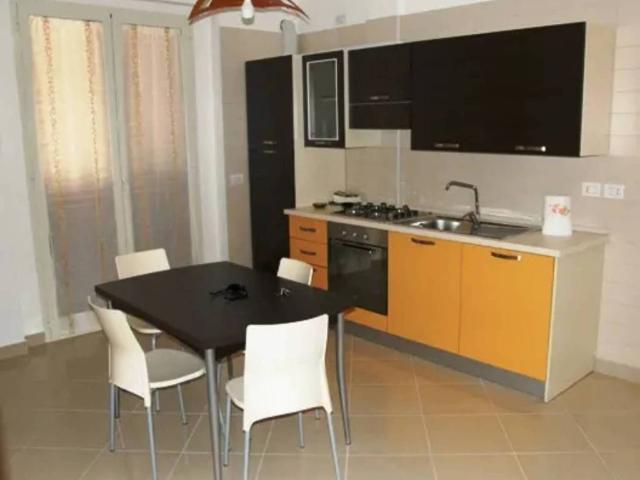 Appartamento in vendita a Mare, Marche