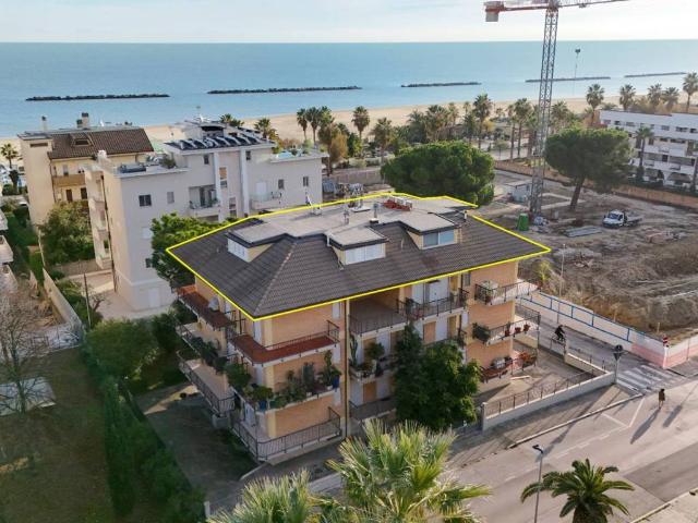 Appartamento in vendita a Mare, Marche