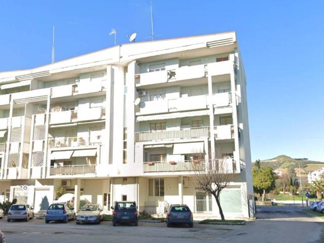 Appartamento in vendita a Agraria, Marche