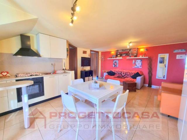 Appartamento in vendita a Porto d'Ascoli centro, Marche