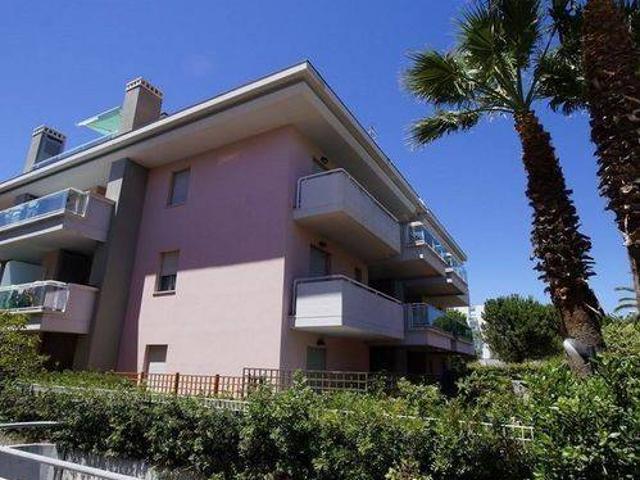Appartamento in vendita a Mare, Marche