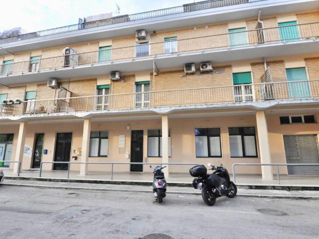 Appartamento in vendita a Porto d'Ascoli centro, Marche