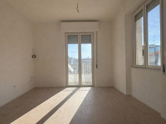 Appartamento in vendita a Porto d'Ascoli centro, Marche