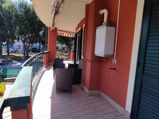 Appartamento in vendita a Mare, Marche