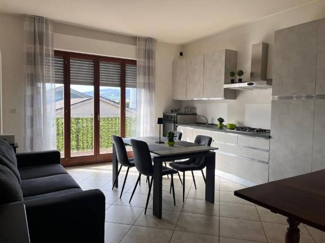 Appartamento in vendita a Porto d'Ascoli centro, Marche