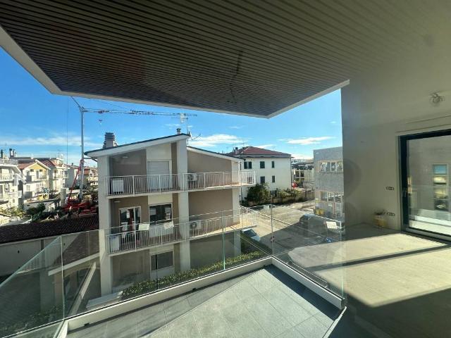 Appartamento in vendita a Sentina, Marche