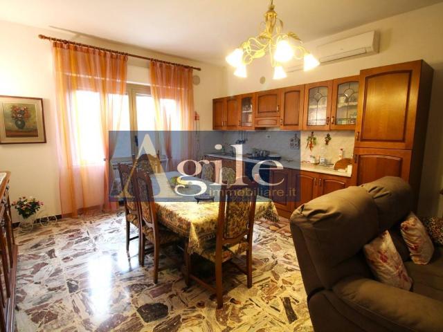 Appartamento in vendita a Paese Alto, Marche