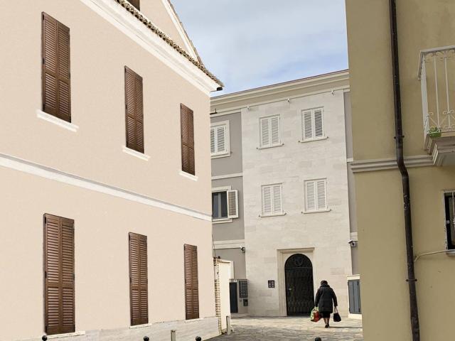 Appartamento in vendita a Marina centro, Marche