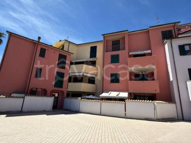 Appartamento in vendita a Agraria, Marche