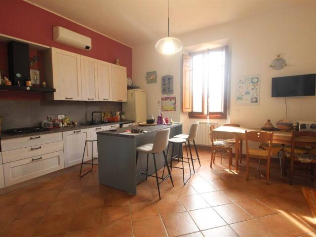Appartamento in vendita a San Casciano in Val di Pesa, Calzaiolo