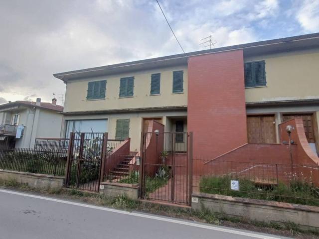 Appartamento in vendita a San Casciano in Val di Pesa, Mercatale Val Di Pesa