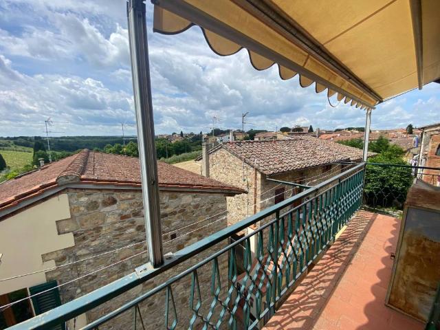 Appartamento in vendita a San Casciano in Val di Pesa, Mercatale Val Di Pesa