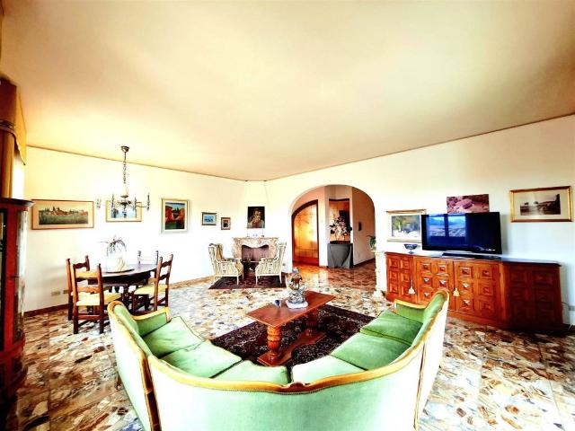 Appartamento in vendita a San Casciano in Val di Pesa, Toscana