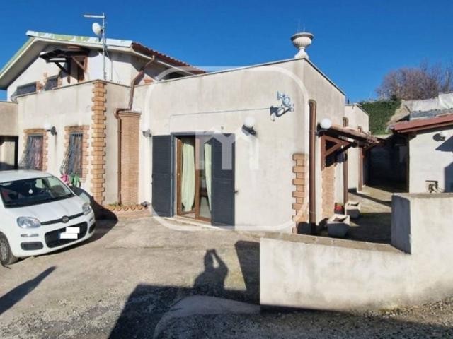 Appartamento in vendita a Roma Capitale, Lazio