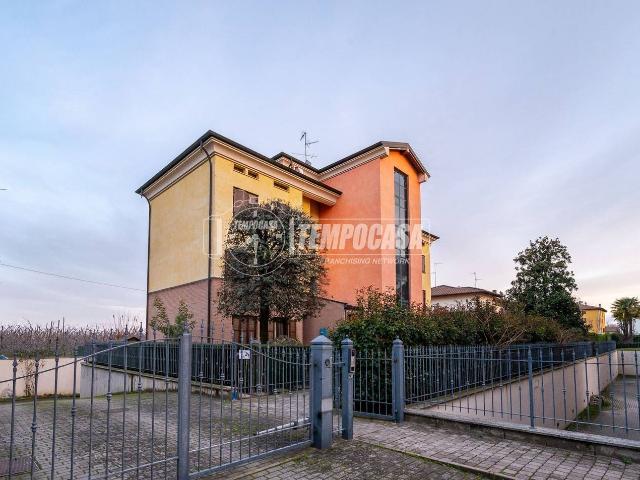 Appartamento in vendita a Unione dei comuni del Sorbara, San Cesario Sul Panaro