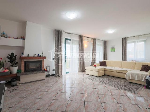 Appartamento in vendita a San Clemente, Reggio Emilia
