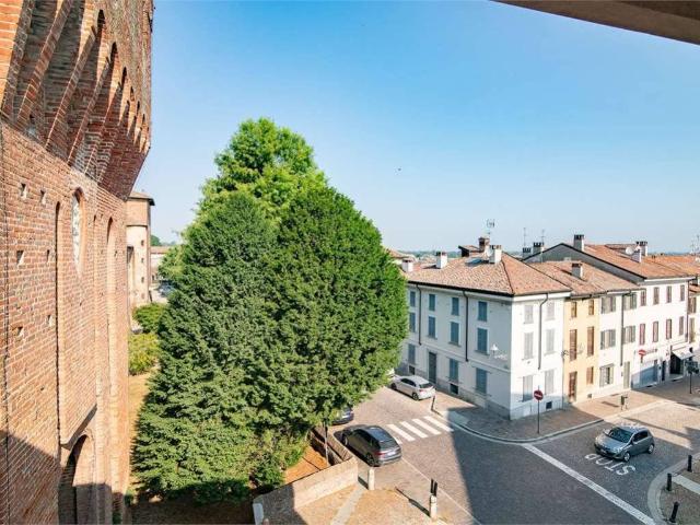 Appartamento in vendita a San Colombano Al Lambro, Lombardia