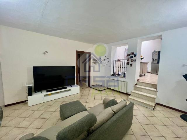 Appartamento in vendita a San Colombano Al Lambro, Lombardia