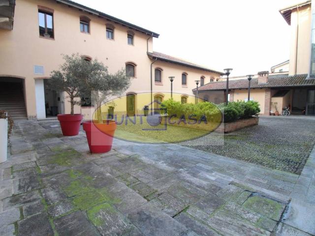 Appartamento in vendita a San Colombano Al Lambro, Lombardia