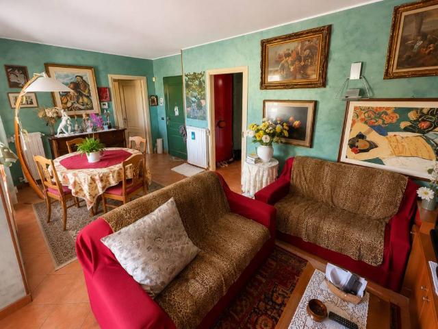 Appartamento in vendita a San Colombano Al Lambro, Lombardia