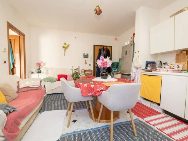 Appartamento in vendita a Centro Est, Serra Riccò