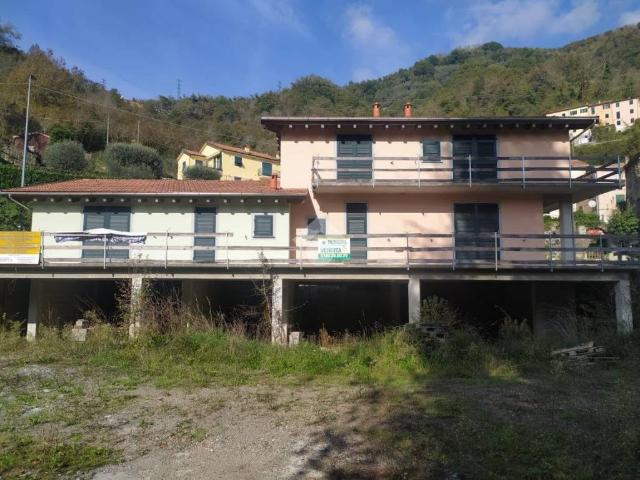 Appartamento in vendita a San Colombano Certenoli