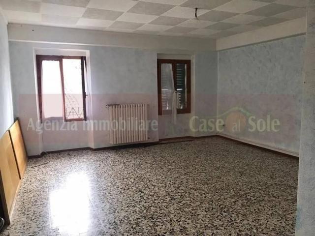 Appartamento in vendita a Solfanuccio, Marche