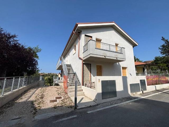 Appartamento in vendita a Marche, Pesaro E Urbino