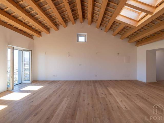 Appartamento in vendita a San Daniele Del Friuli, Friuli-Venezia Giulia