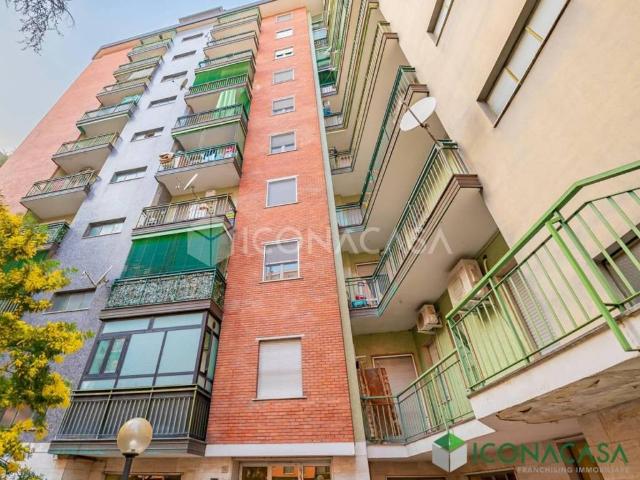 Appartamento in vendita a San Donato Milanese, Lombardia