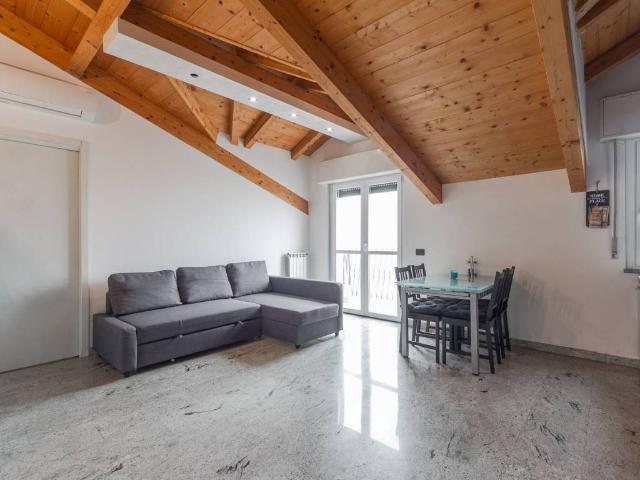 Appartamento in vendita a San Donato Milanese, Lombardia